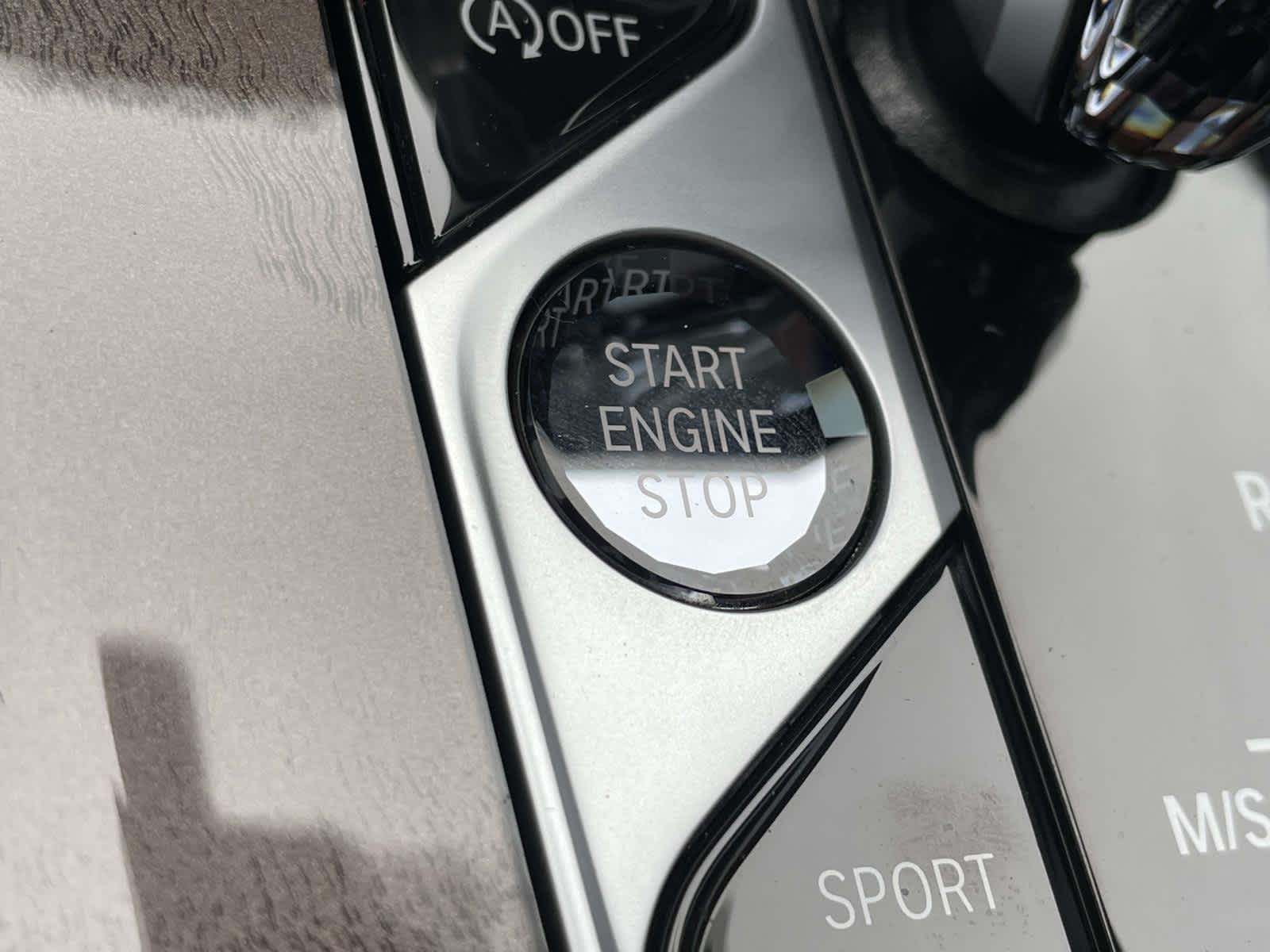 Used 2022 Arctic Grey Metallic BMW M50i image 41