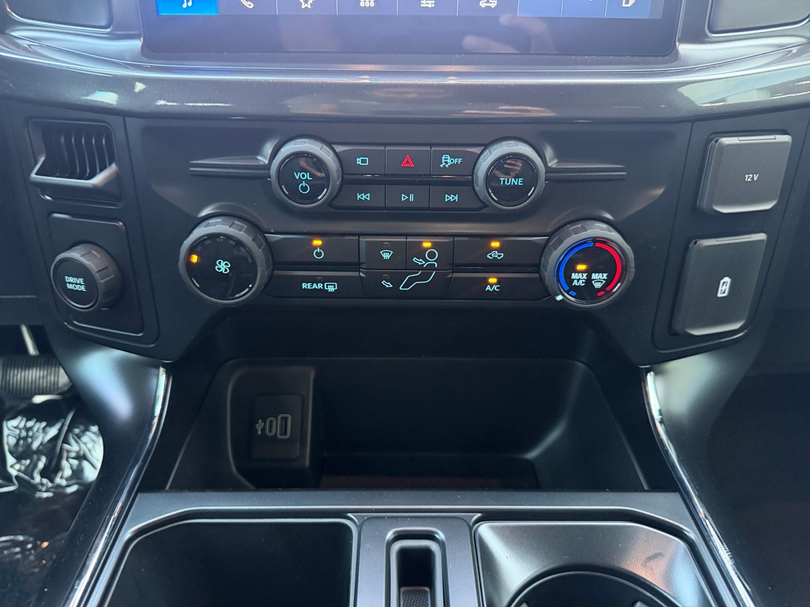 New 2026 Agate Black Metallic Ford STX image 22