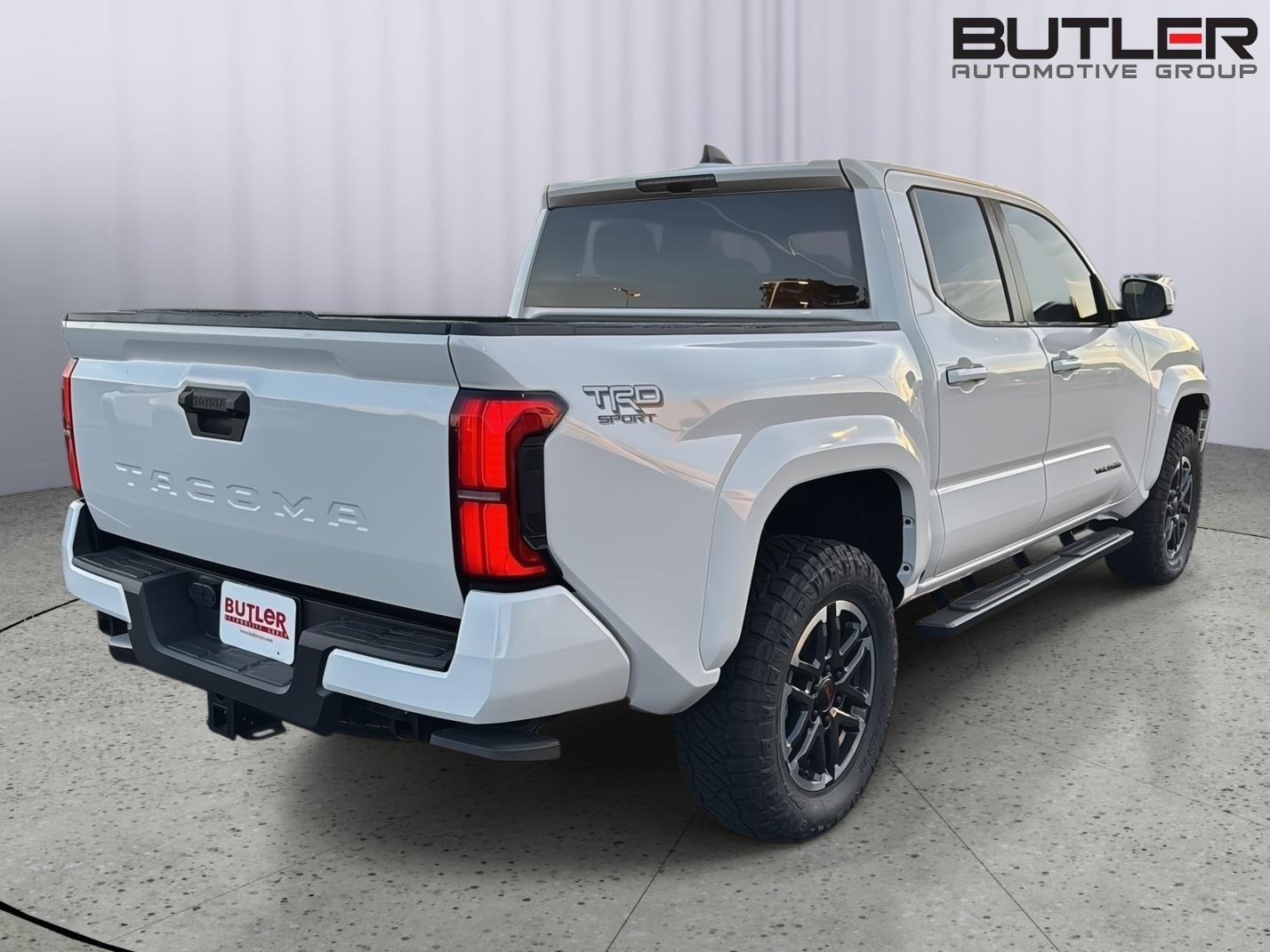 2026 Toyota Tacoma TRD Sport - Photo 5