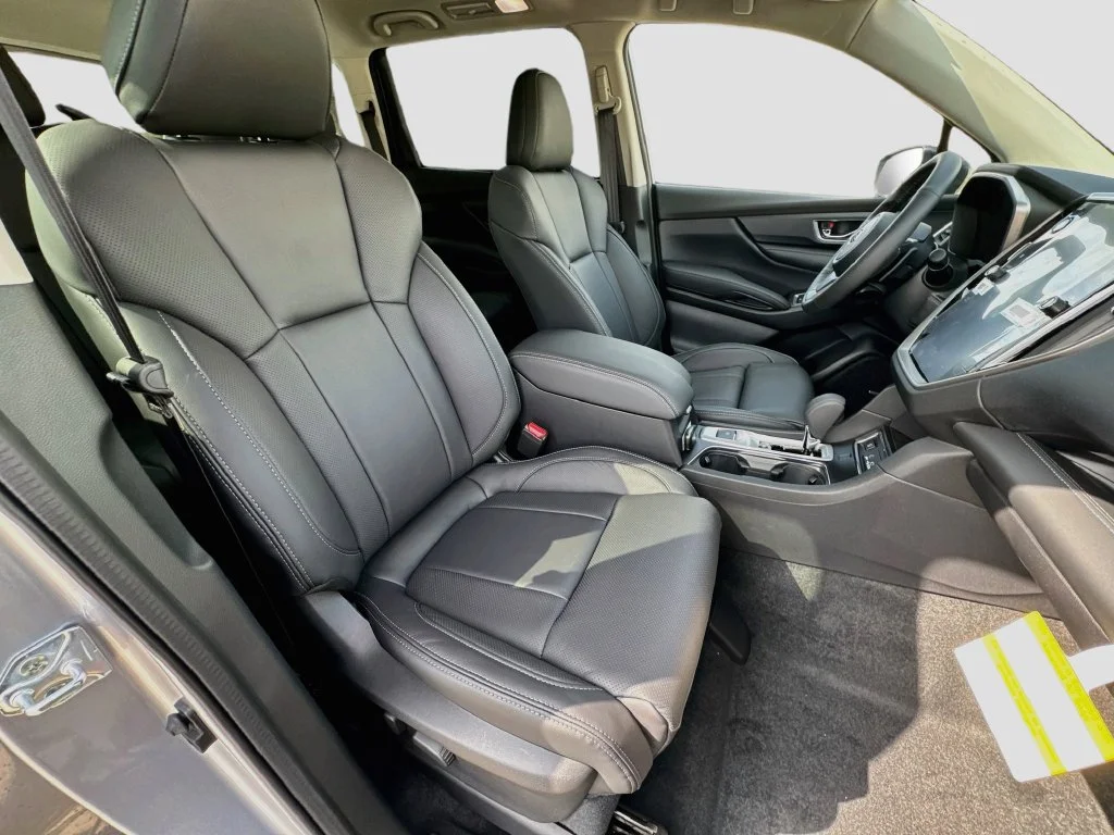 New 2027 Silver Subaru Limited image 35