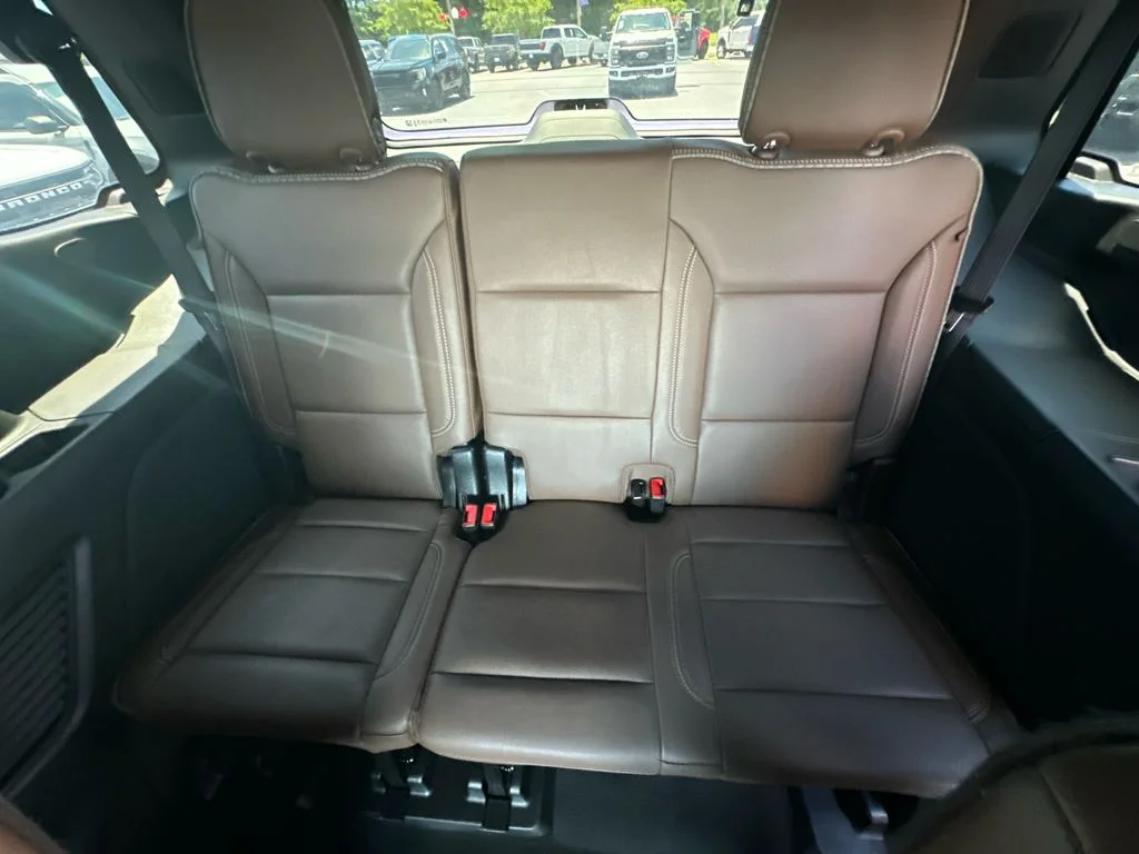 Used 2024 Beige Chevrolet High Country image 22