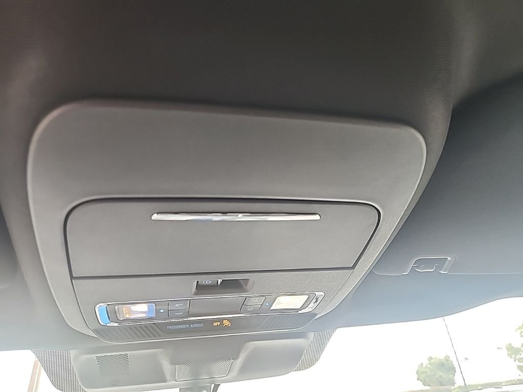 Used 2023 White Ford Lariat image 25