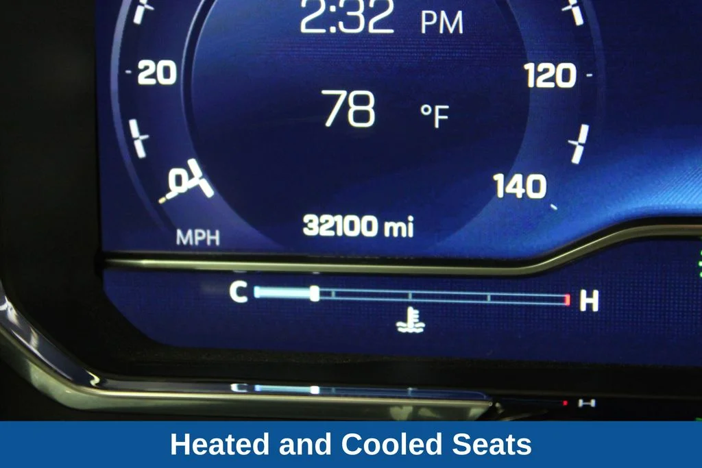 Used 2024 Pearl Chevrolet High Country image 5