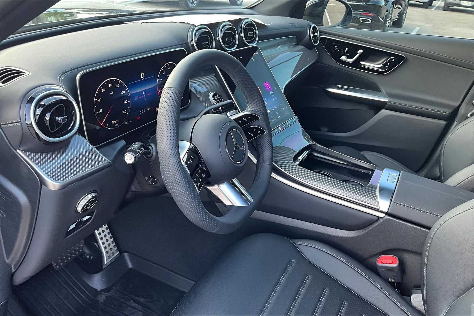 New 2026 Black Mercedes-Benz GLC 300 image 8