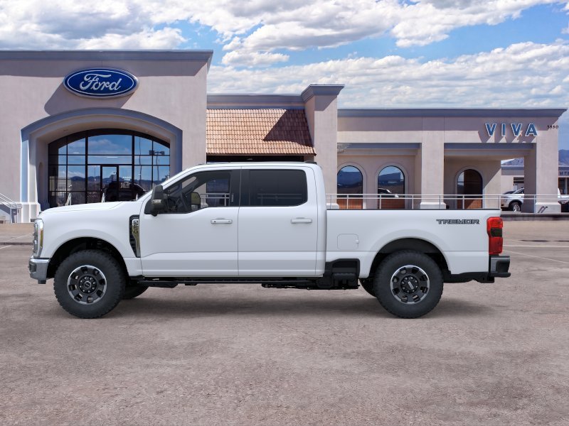 New 2026 Star White Metallic Tri-Coat Ford F-250® Lariat® image 3