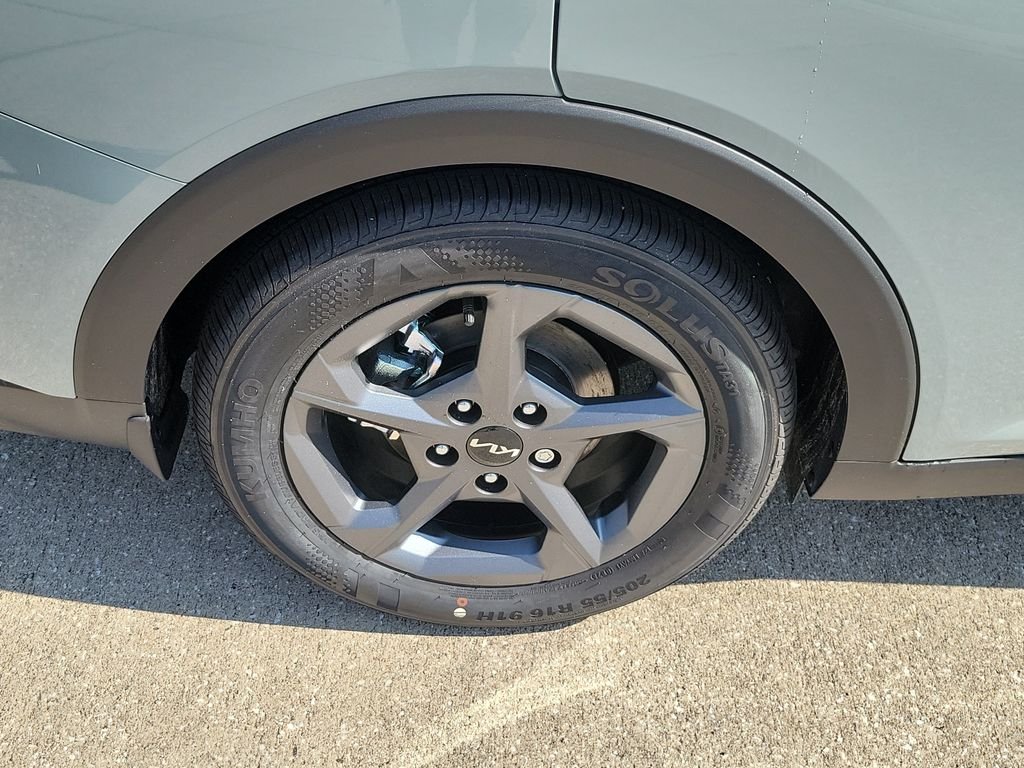 New 2026 Gray Kia LXS image 36