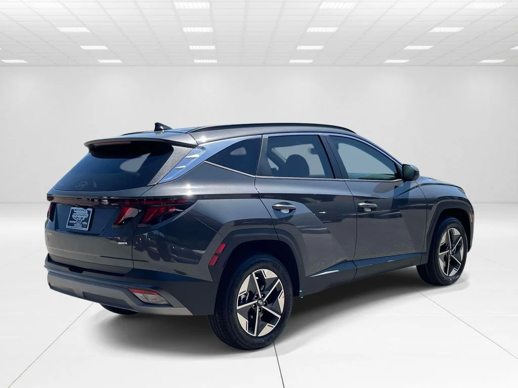 New 2026 Gray Hyundai SEL image 6