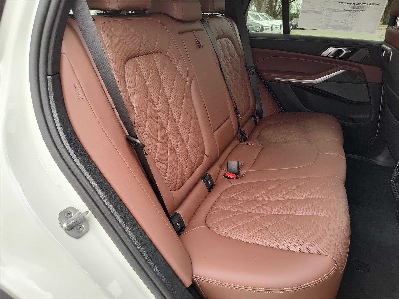 New 2026 Mineral White Metallic BMW sDrive40i image 14