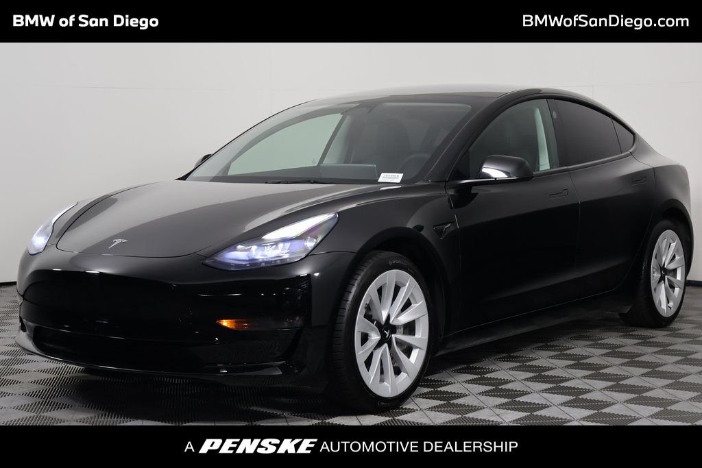 2023 Tesla Model 3 -'s photo