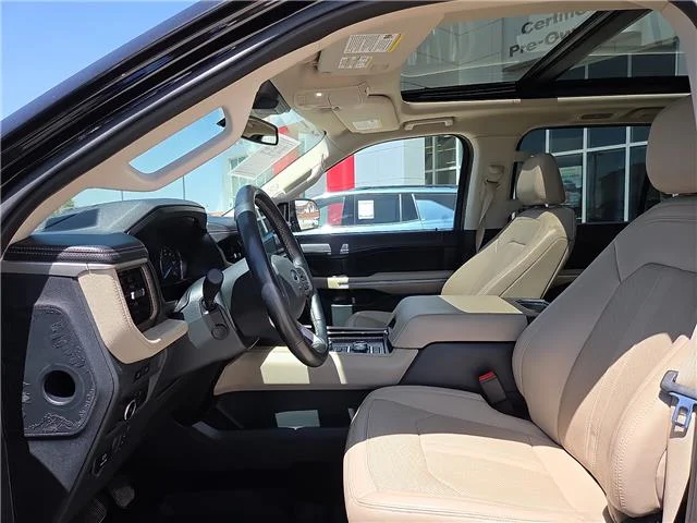 Used 2023 Agate Black Metallic Ford Limited 4x4 image 15