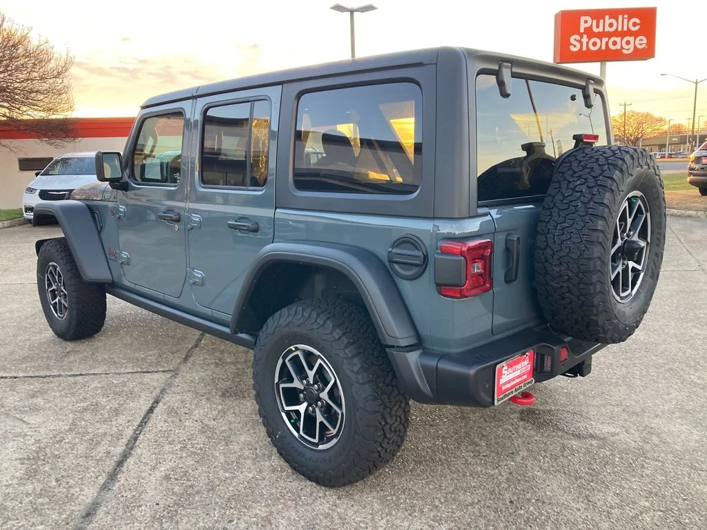 New 2026 Anvil Clear-Coat Exterior Paint Jeep Rubicon image 3
