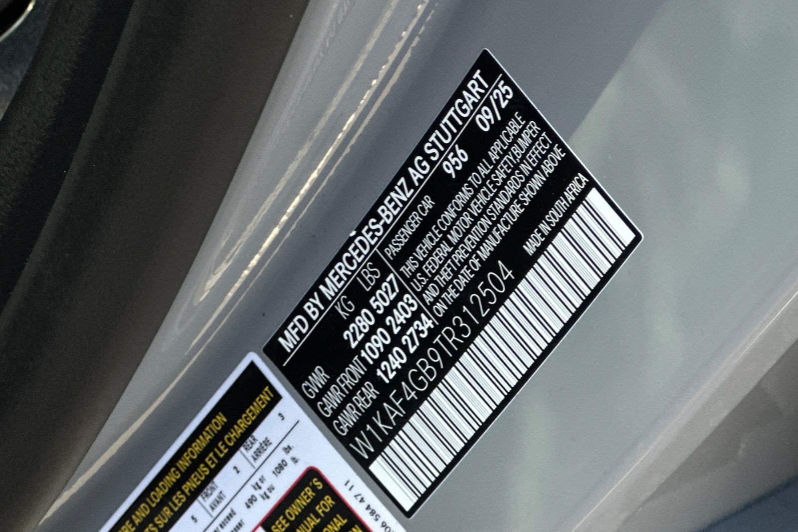 2026 Mercedes-Benz C-Class Sedan C 300 - Photo 38