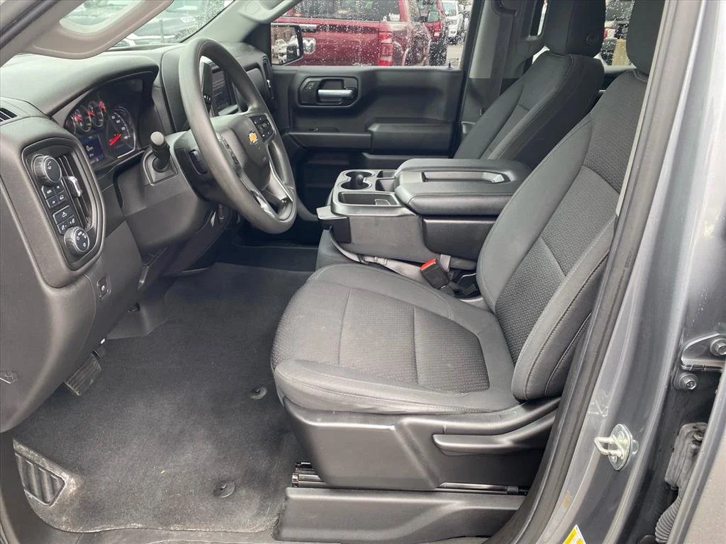 Used 2021 Satin Steel Metallic Chevrolet Custom image 9