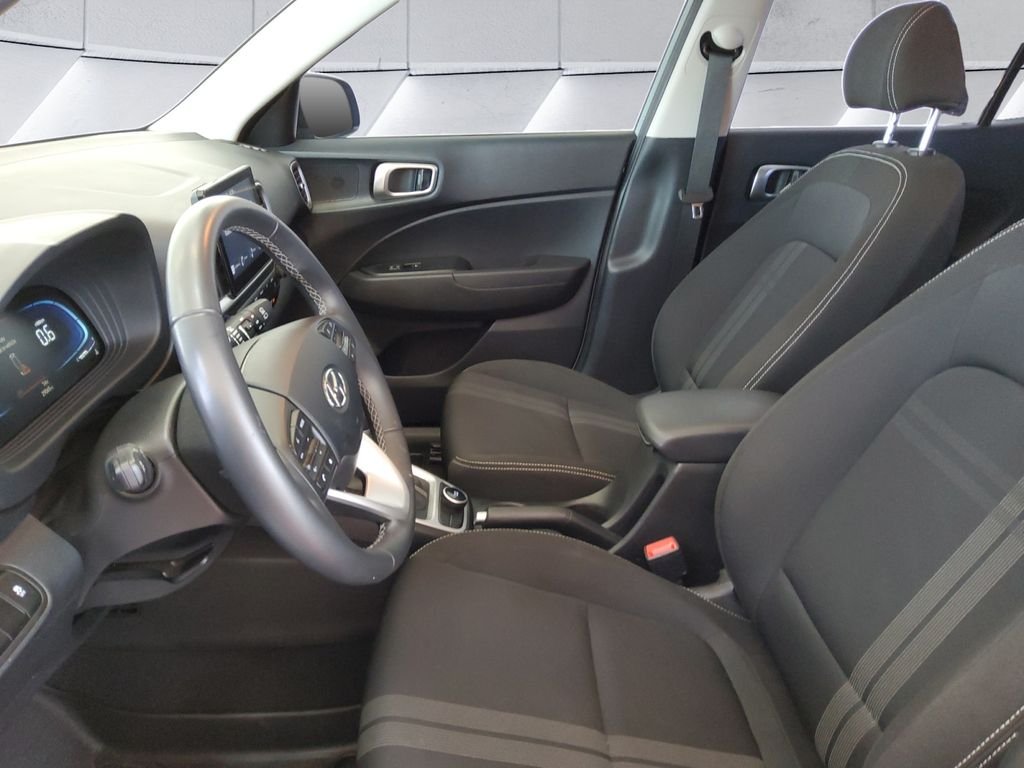 Used 2025 Green Hyundai SEL image 7