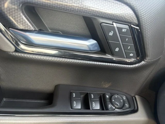 Used 2023 Brown Chevrolet ZR2 image 15