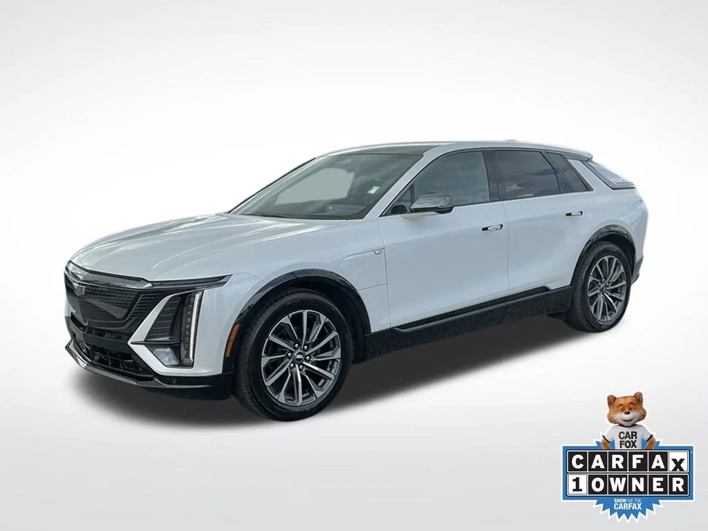 Used 2024 White Cadillac Sport image 1