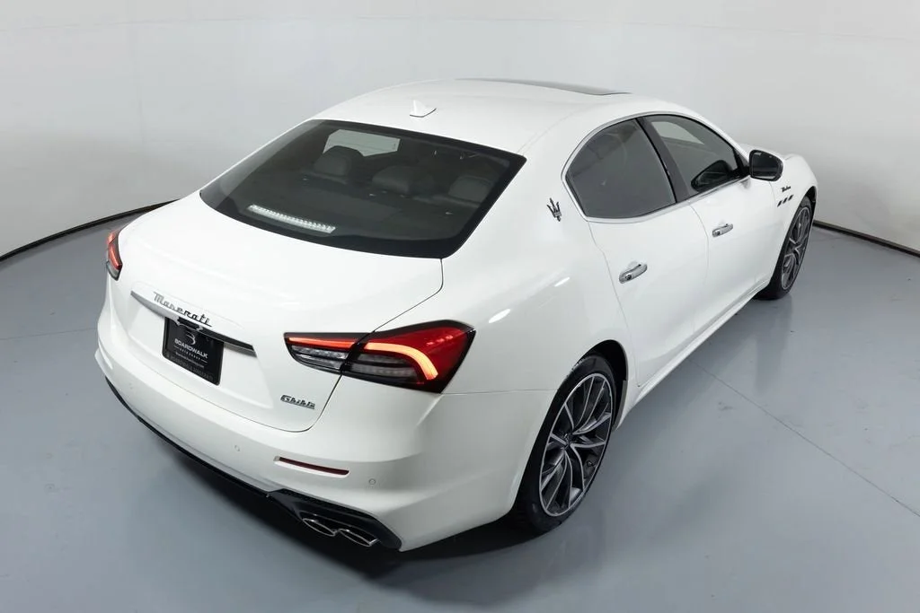 Used 2023 White Maserati Modena image 2
