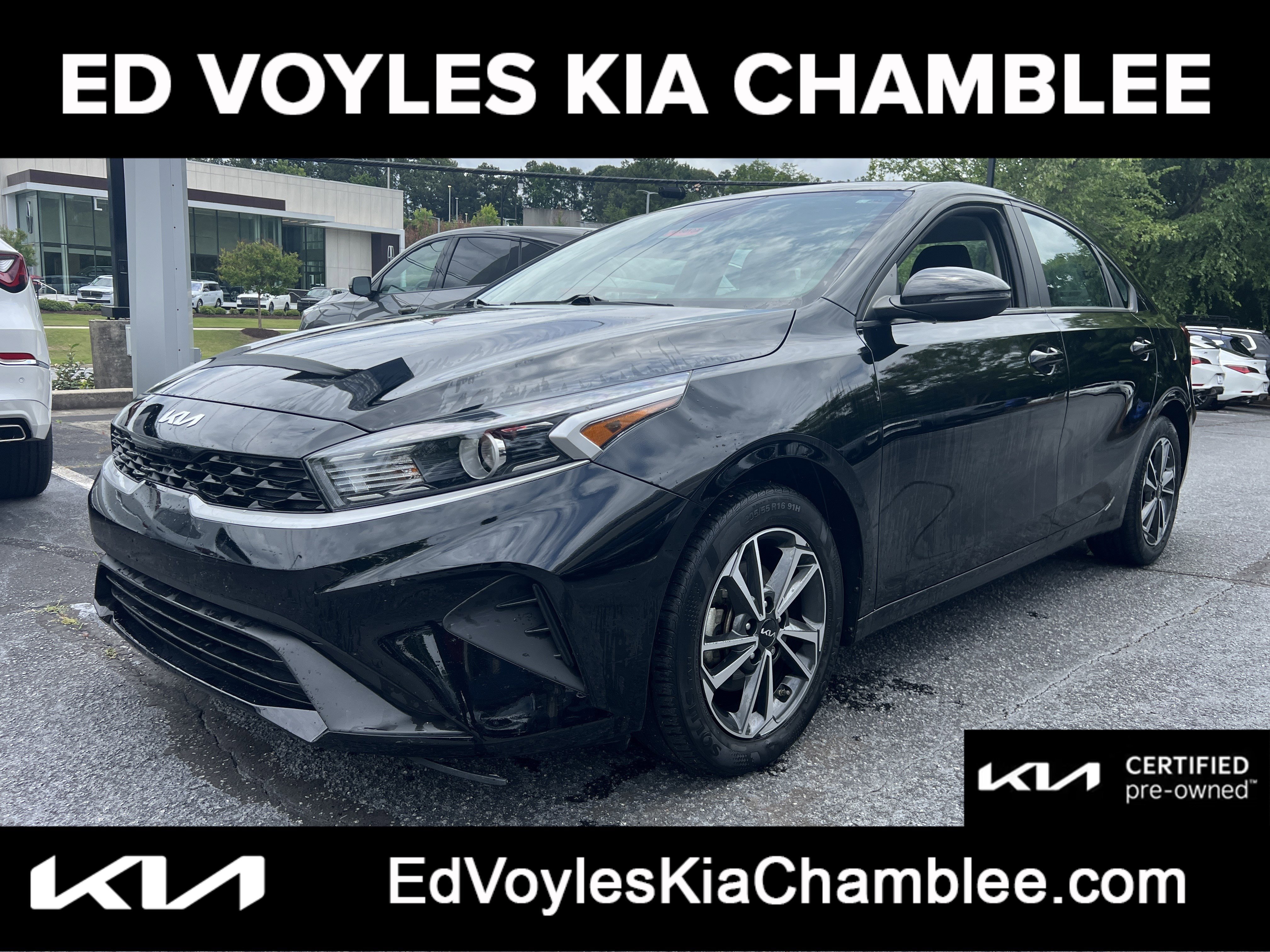 2024 Kia Forte LXS AT's photo