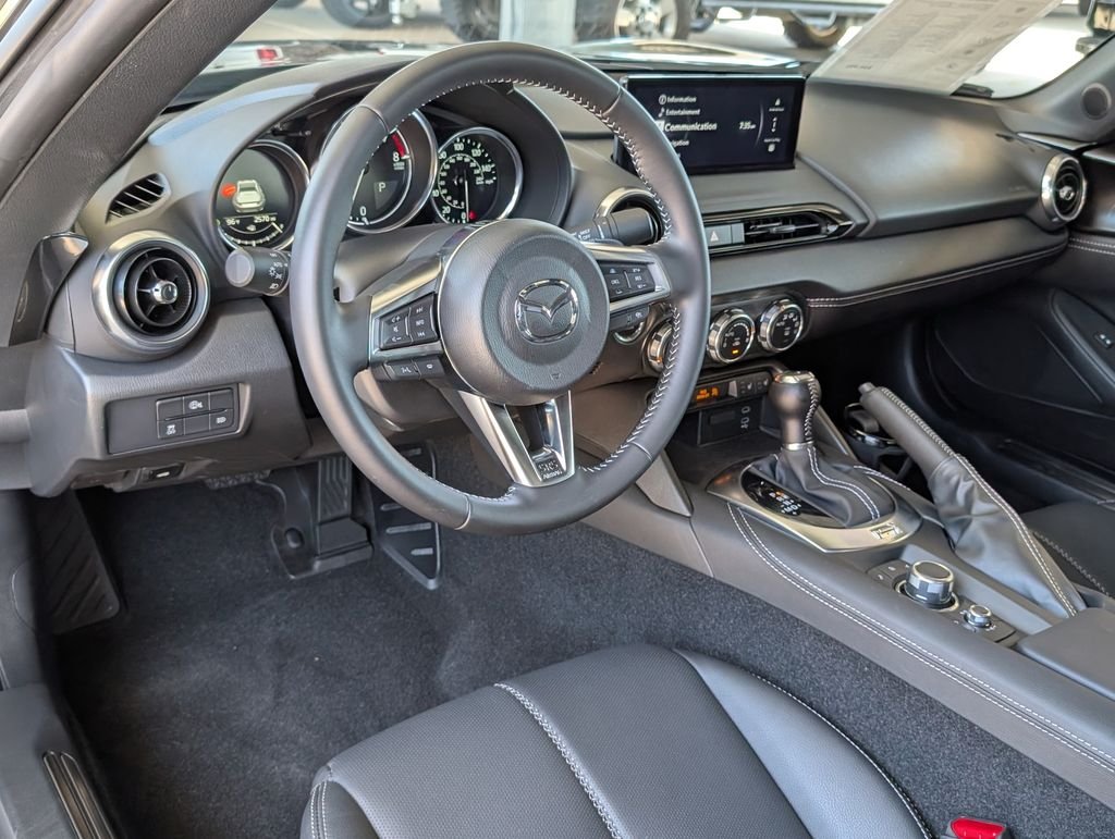 Certified Used 2025 Gray Mazda Grand Touring image 4