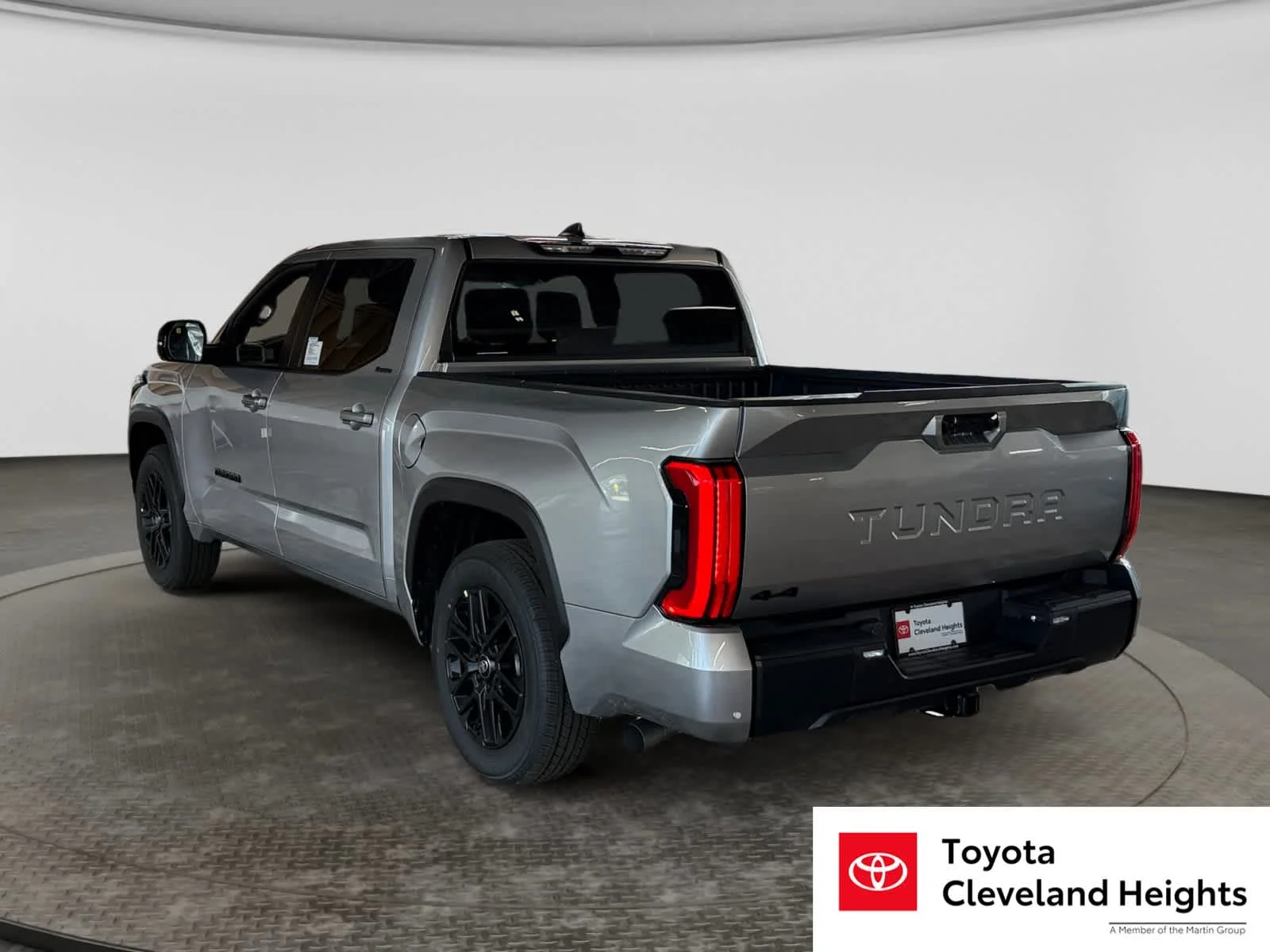 2026 Toyota Tundra Limited - Photo 7