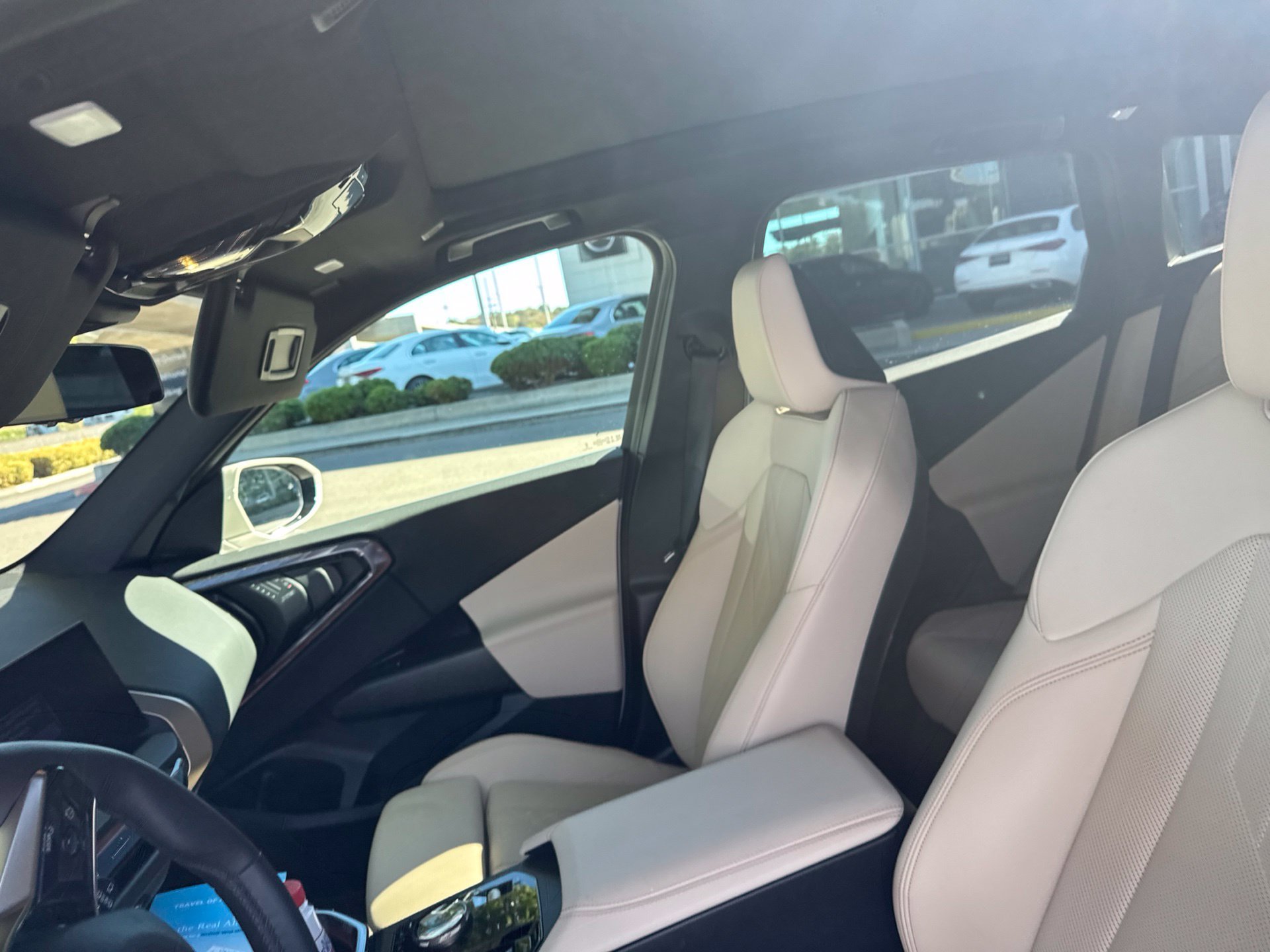 Used 2025 Beige BMW 30 xDrive image 2