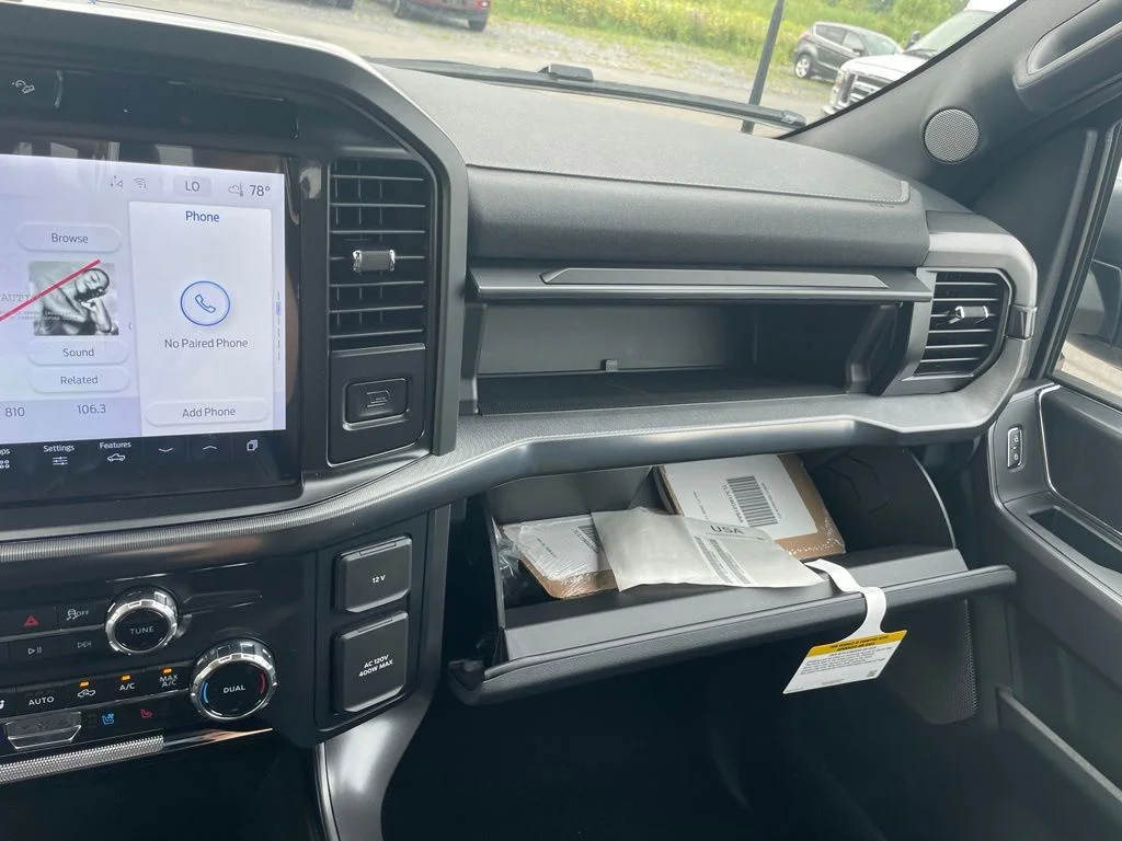 New 2026 Carbonized Gray Metallic Ford Lariat® image 28