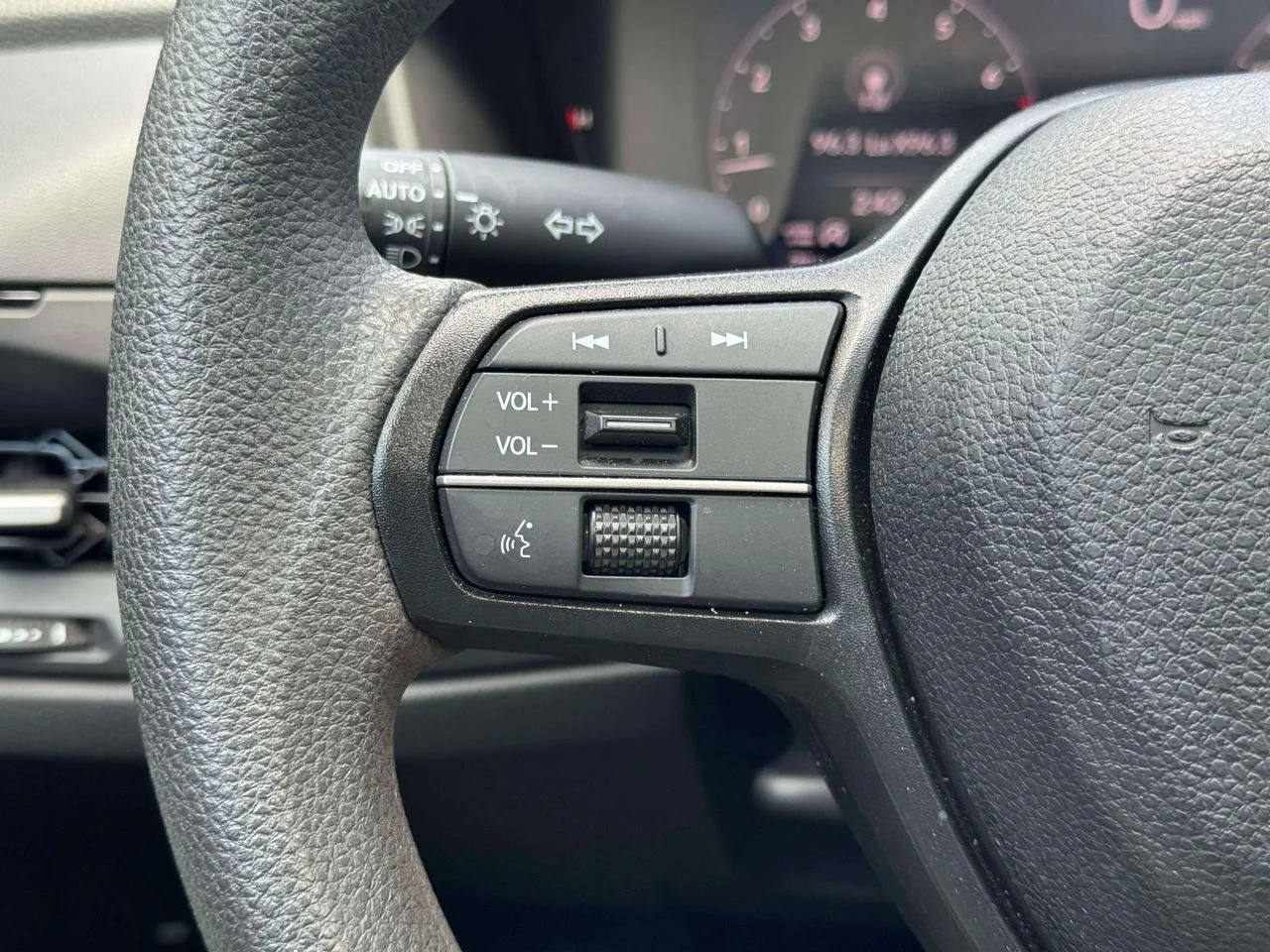 2023 Honda Accord EX - Photo 26
