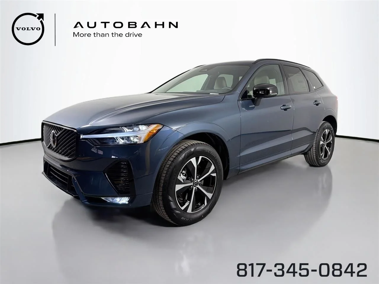 2026 Volvo XC60 B5 Core Dark AWD's photo