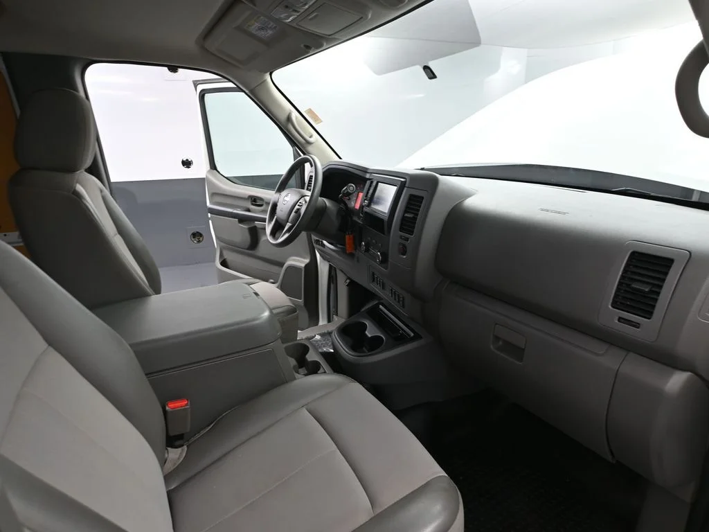 Used 2019 White Nissan SV image 41