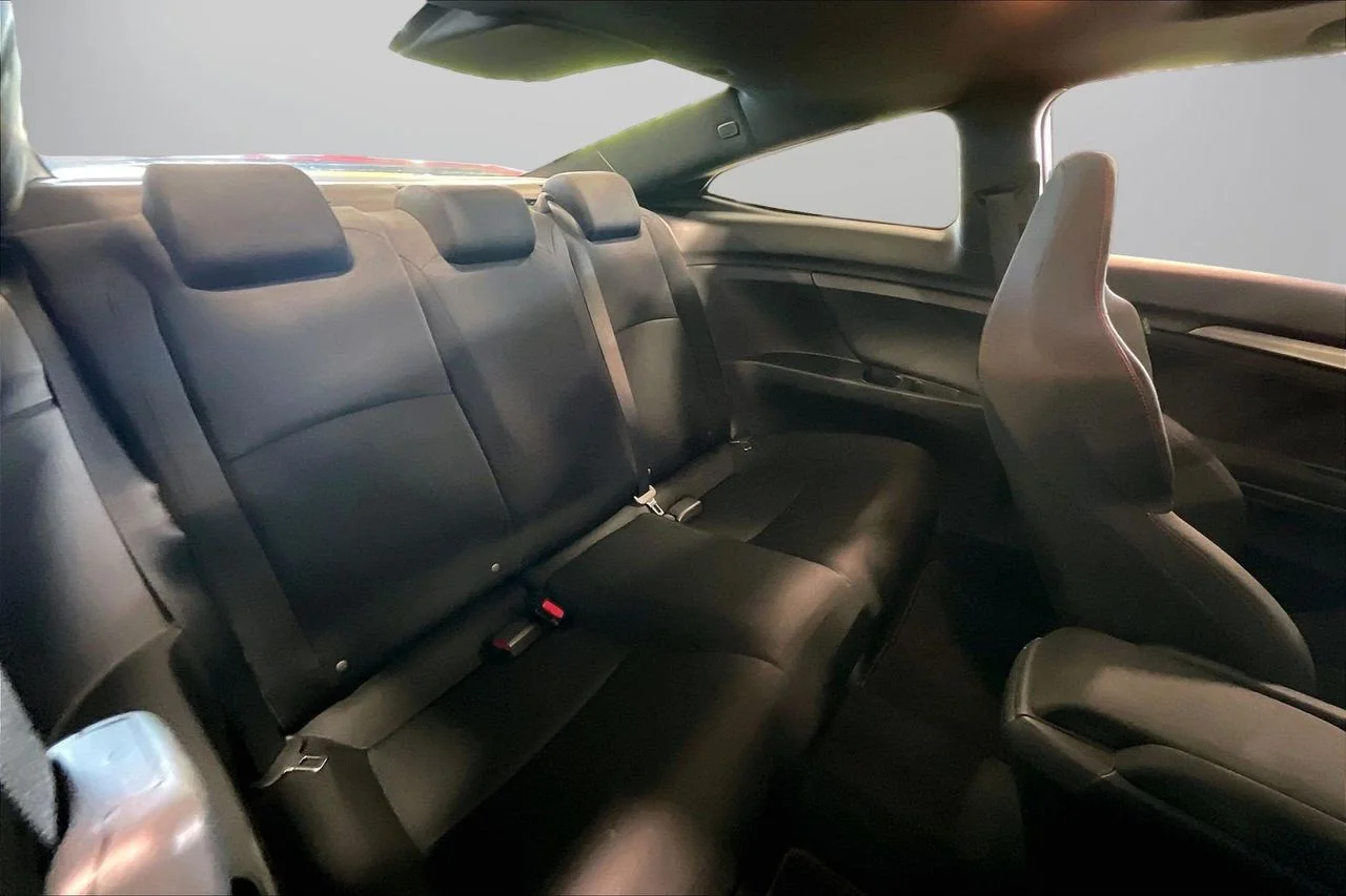 Used 2018 Red Honda Si image 22