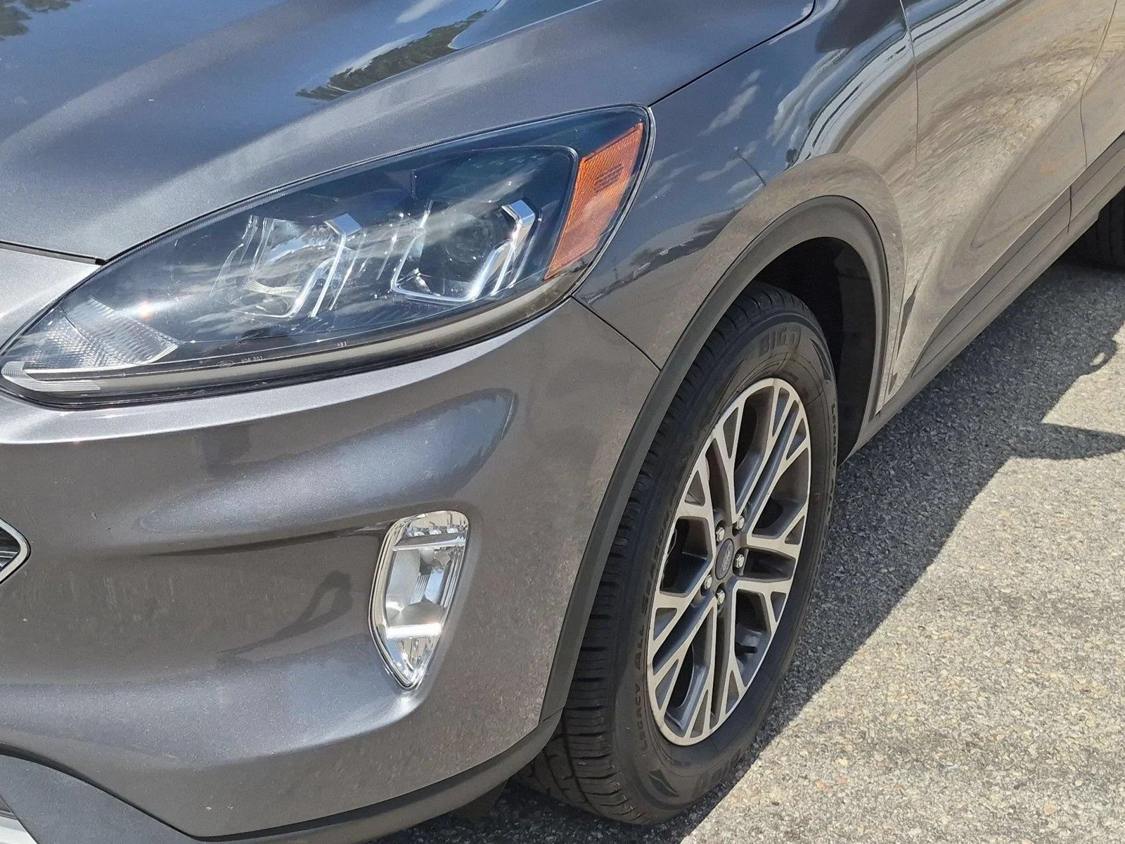 Used 2021 Carbonized Gray Metallic Ford SEL image 6