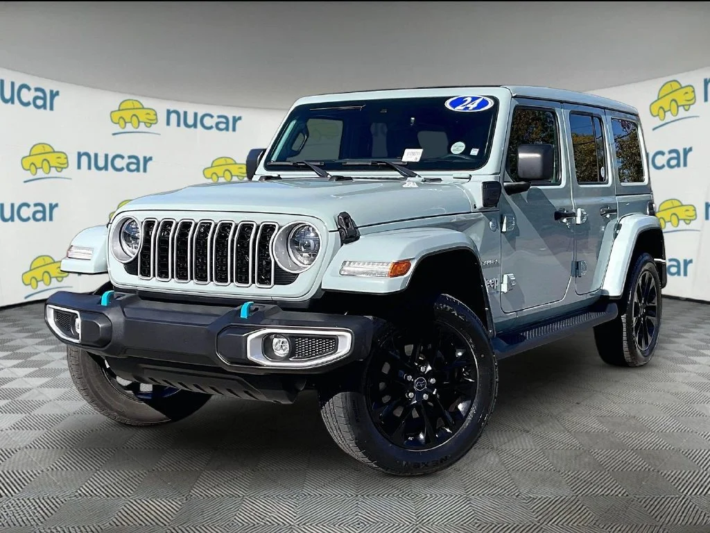 Used 2024 Gray Jeep Sahara 4xe image 3