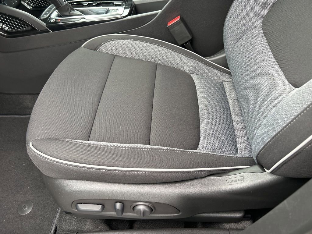New 2026 Mosaic Black Metallic Chevrolet LT image 21