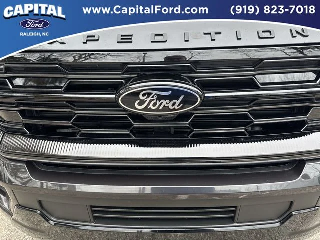 Used 2025 Gray Ford Platinum image 10