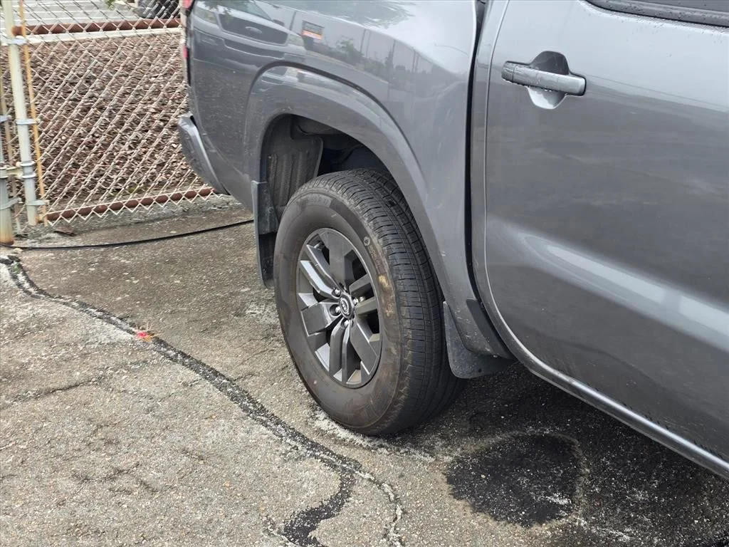 Used 2025 Gray Nissan SV image 19