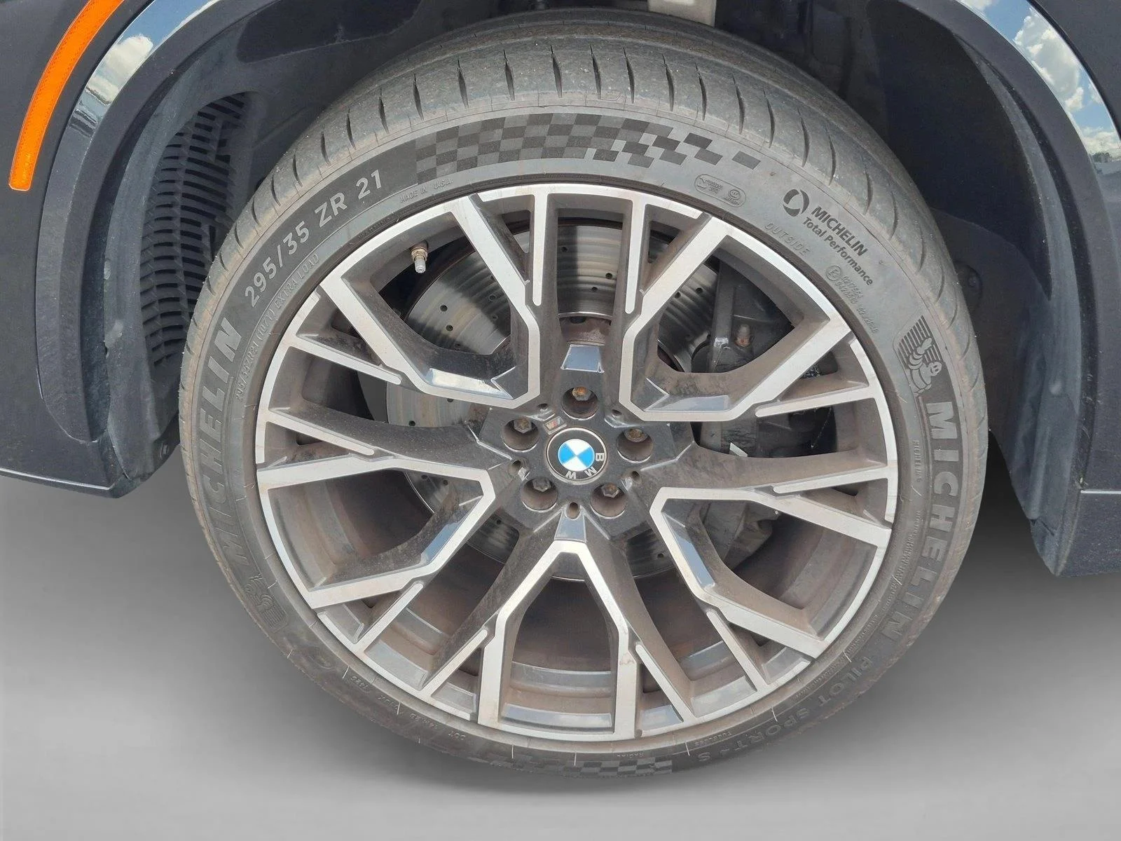 Used 2022 Black Sapphire Metallic BMW  image 10