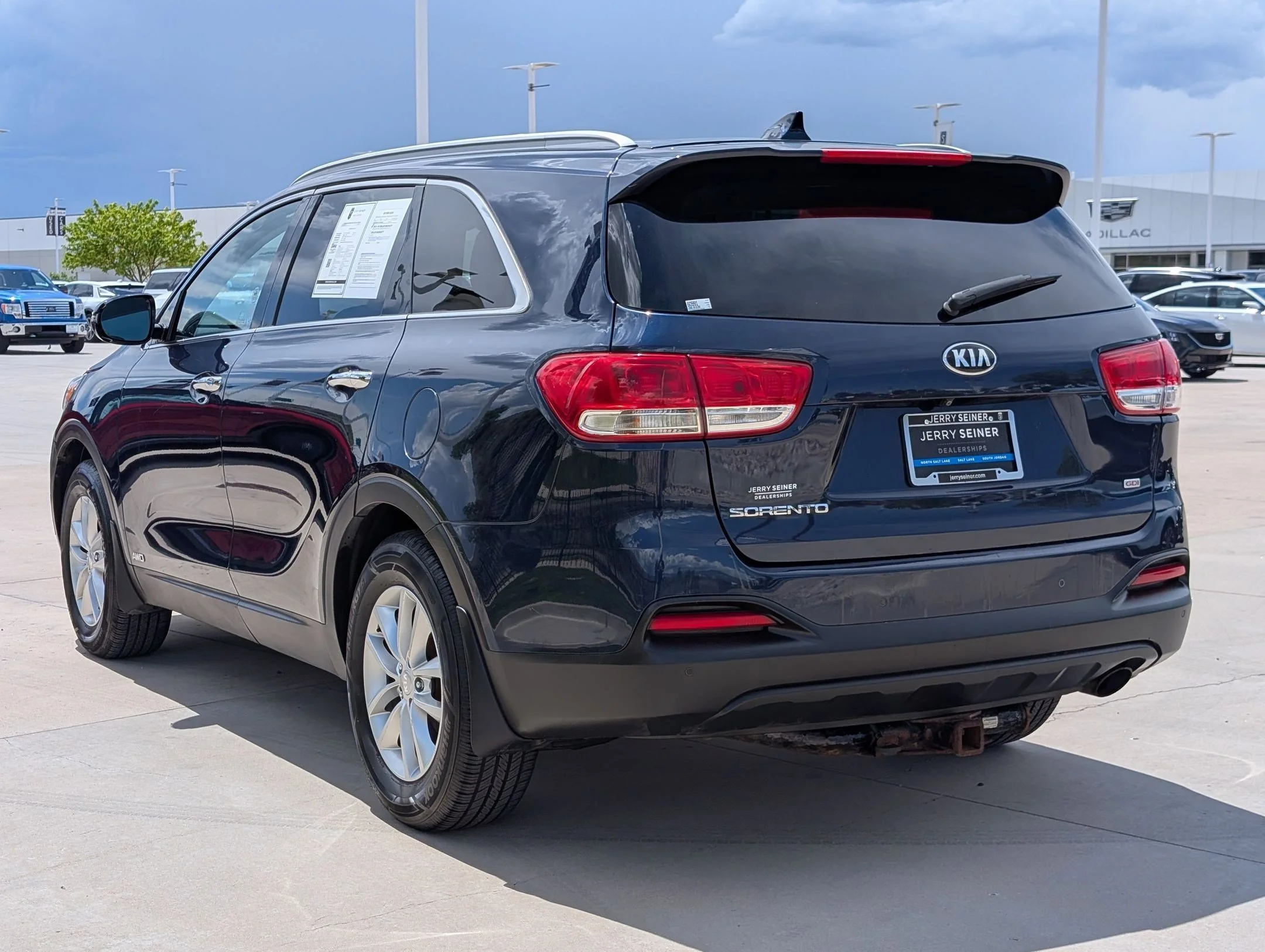 Used 2016 Blaze Blue Kia LX image 3
