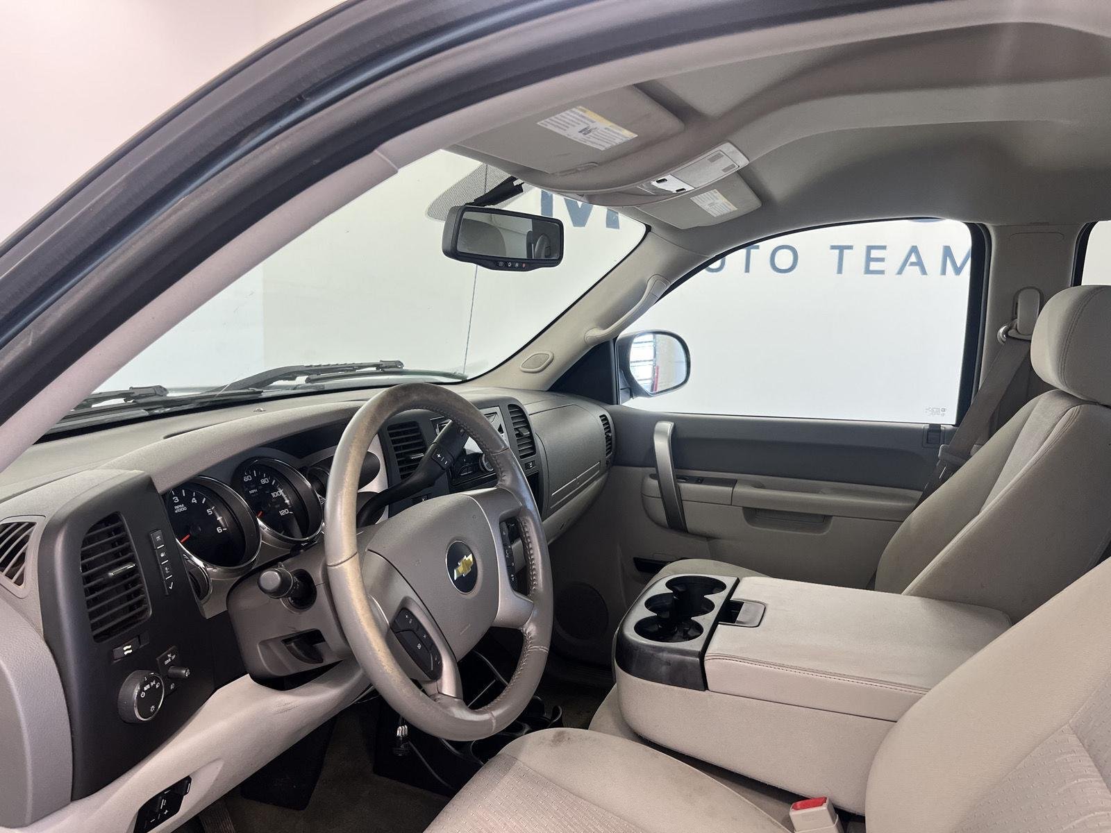 Used 2013 Blue Granite Metallic Chevrolet LT image 16