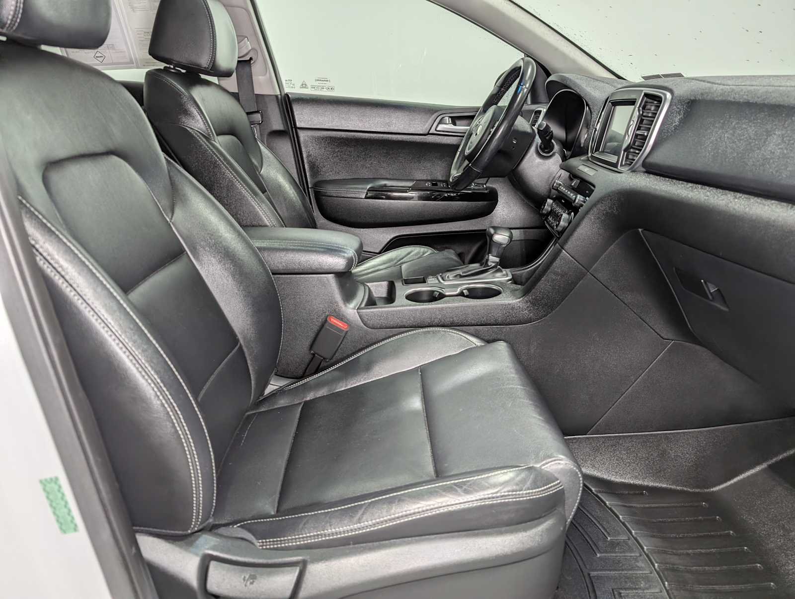 Used 2018 Snow White Pearl Kia EX image 41