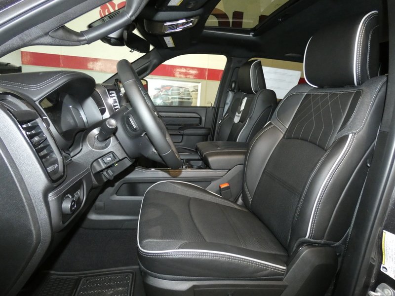 2026 RAM 3500 Limited - Photo 10