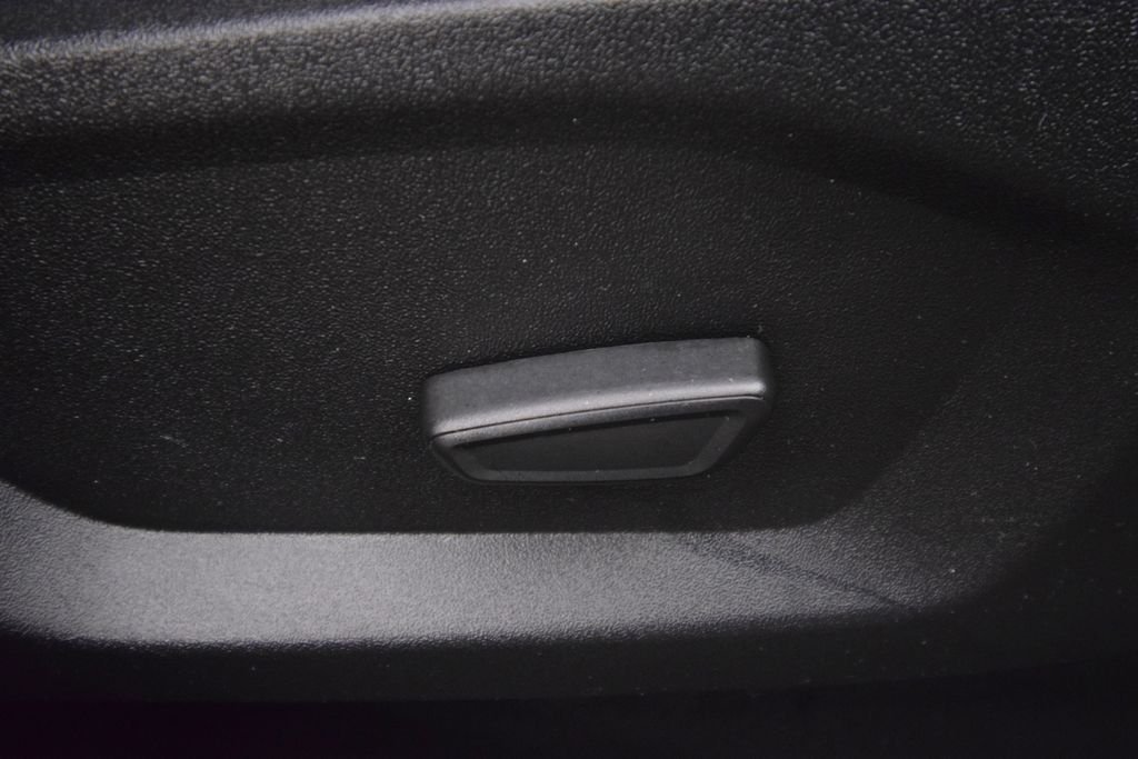 Used 2022 Blue Metallic Ford SEL image 34