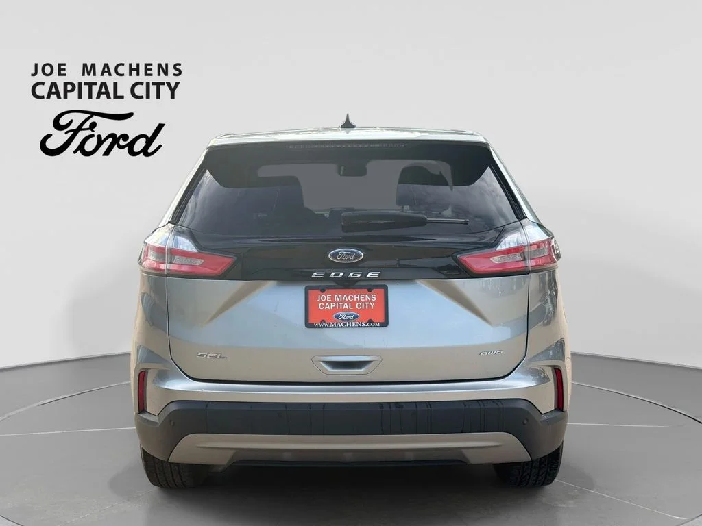 Used 2024 Iconic Silver Metallic Ford SEL image 6