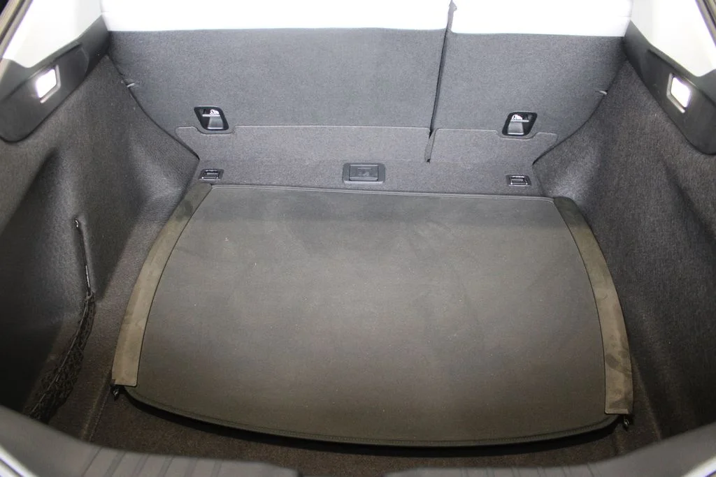 Used 2024  Acura Base image 16