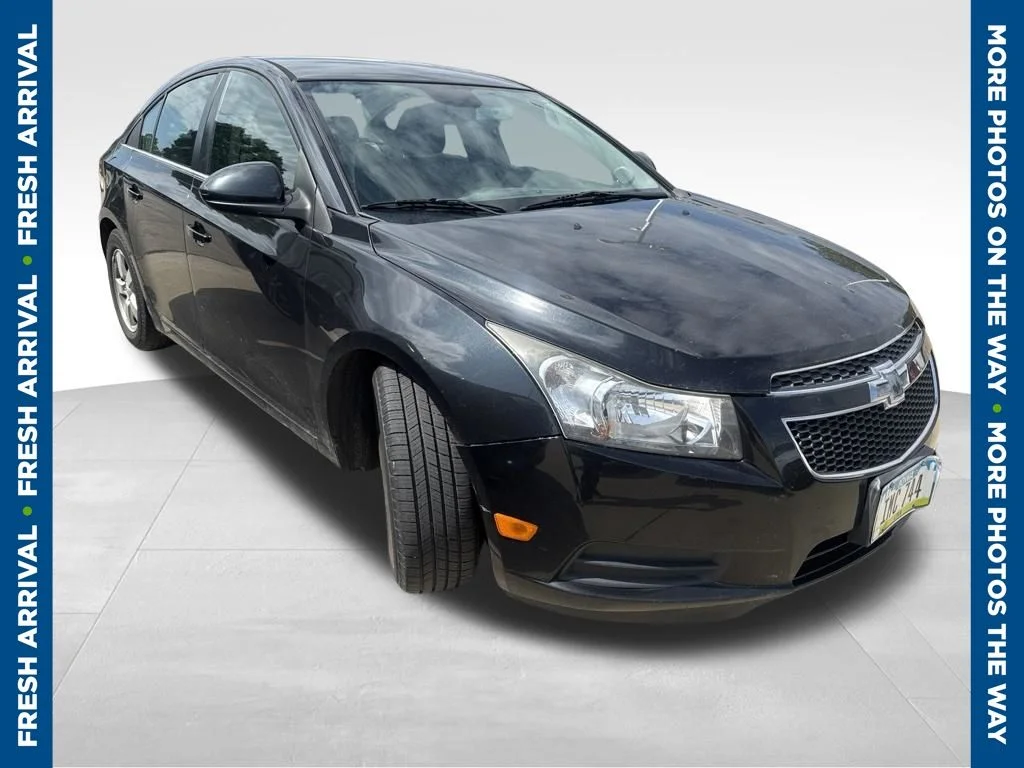Used 2014 Black Chevrolet 1LT image 1