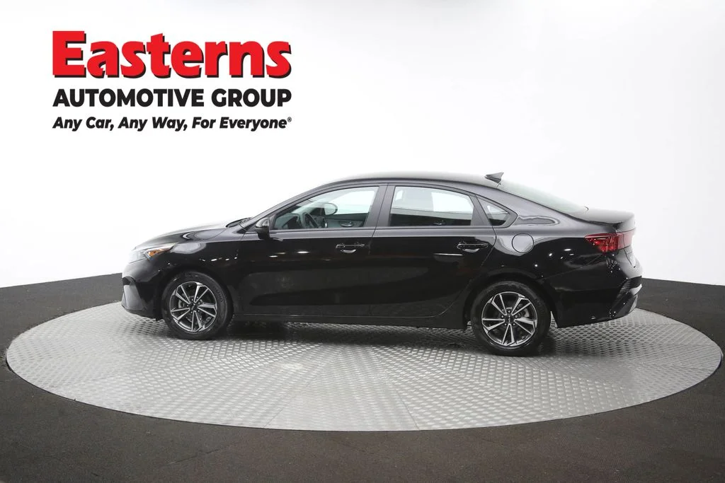 Used 2024 Black Kia LXS image 59