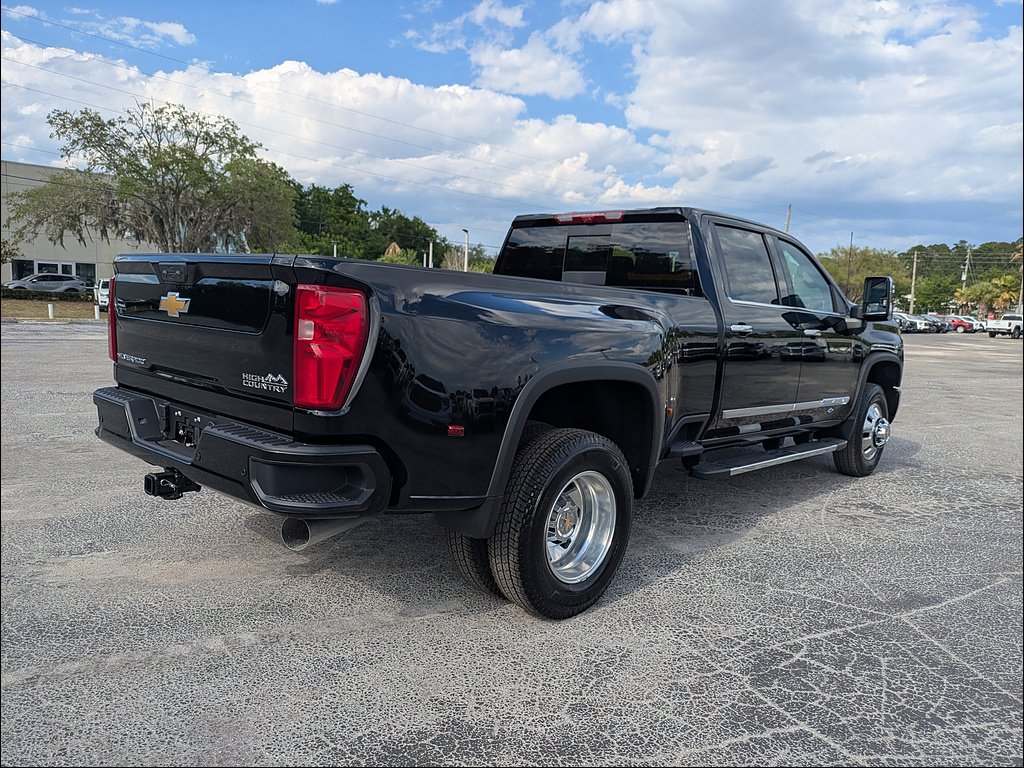 2026 Chevrolet Silverado 3500 HD High Country - Photo 7