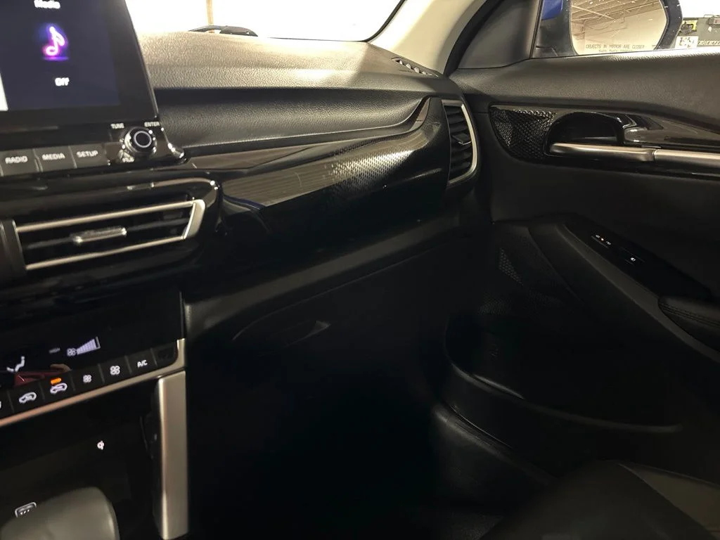 Used 2023 Blue Kia EX image 27