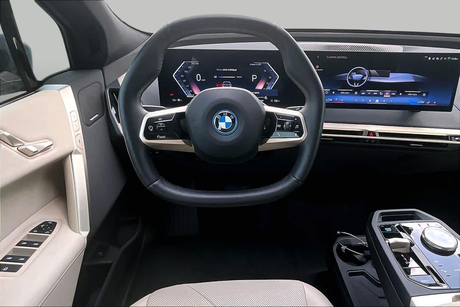 Used 2024 Oxide Grey Metallic BMW xDrive50 image 5