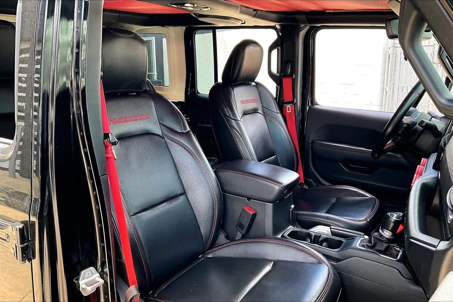 Used 2020 Black Clearcoat Jeep Recon image 16