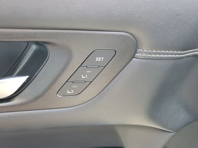 Certified Used 2024 White Nissan Platinum image 29